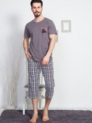 Мужской комплект с капри в мелкую клеточку Vienetta