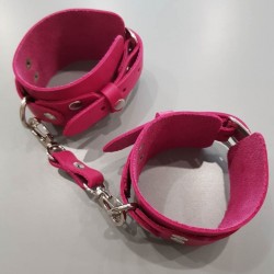Розовые кожаные наручники